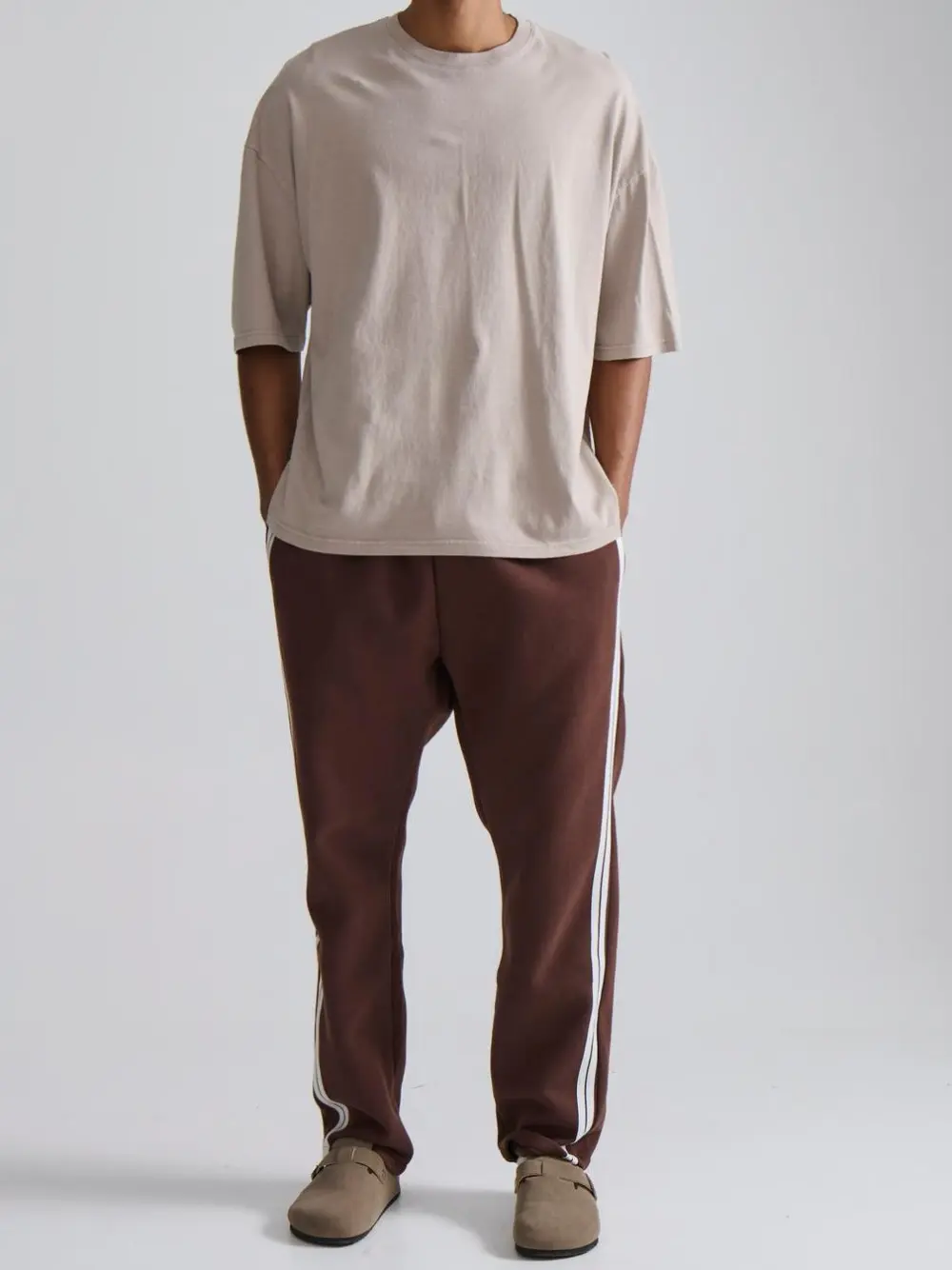 Simple And Comfortable Slim Chocolate Pant