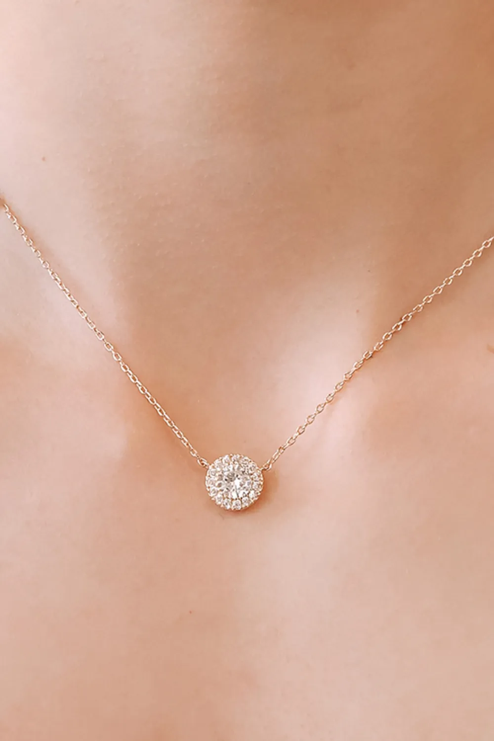 Luxurious And Exquisite Crystal Pendant Gold Necklace