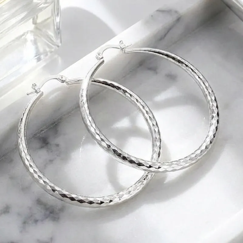 🎁Diamond-Cut Hoop Earrings for Women – Elegant, Sparkling 💎