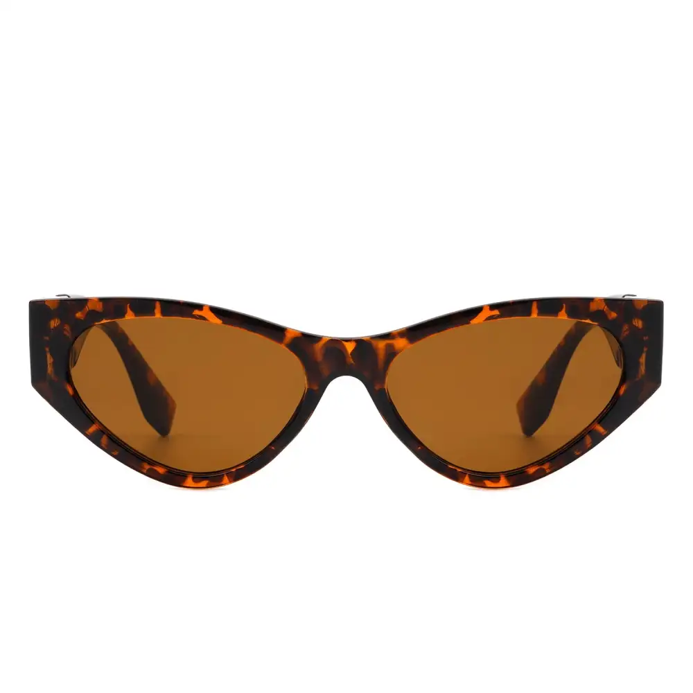 Textured Cat Eye Frame Sunglasses