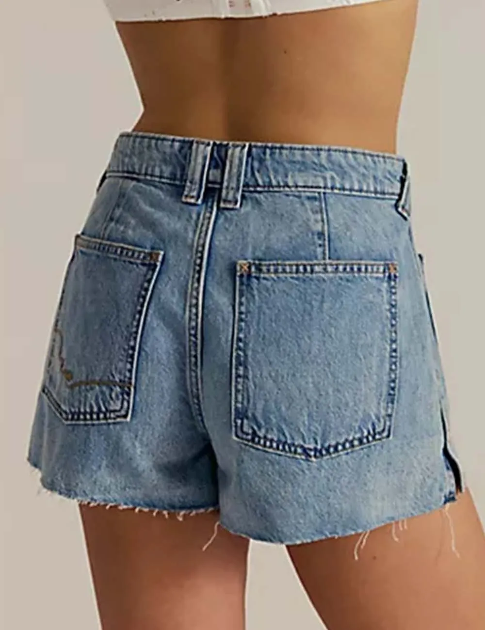 Pocket Hot Shorts Button Raw Edge Denim Shorts