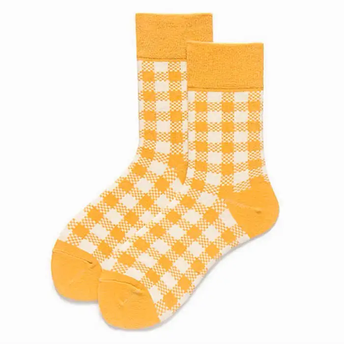 Grid Pattern Socks