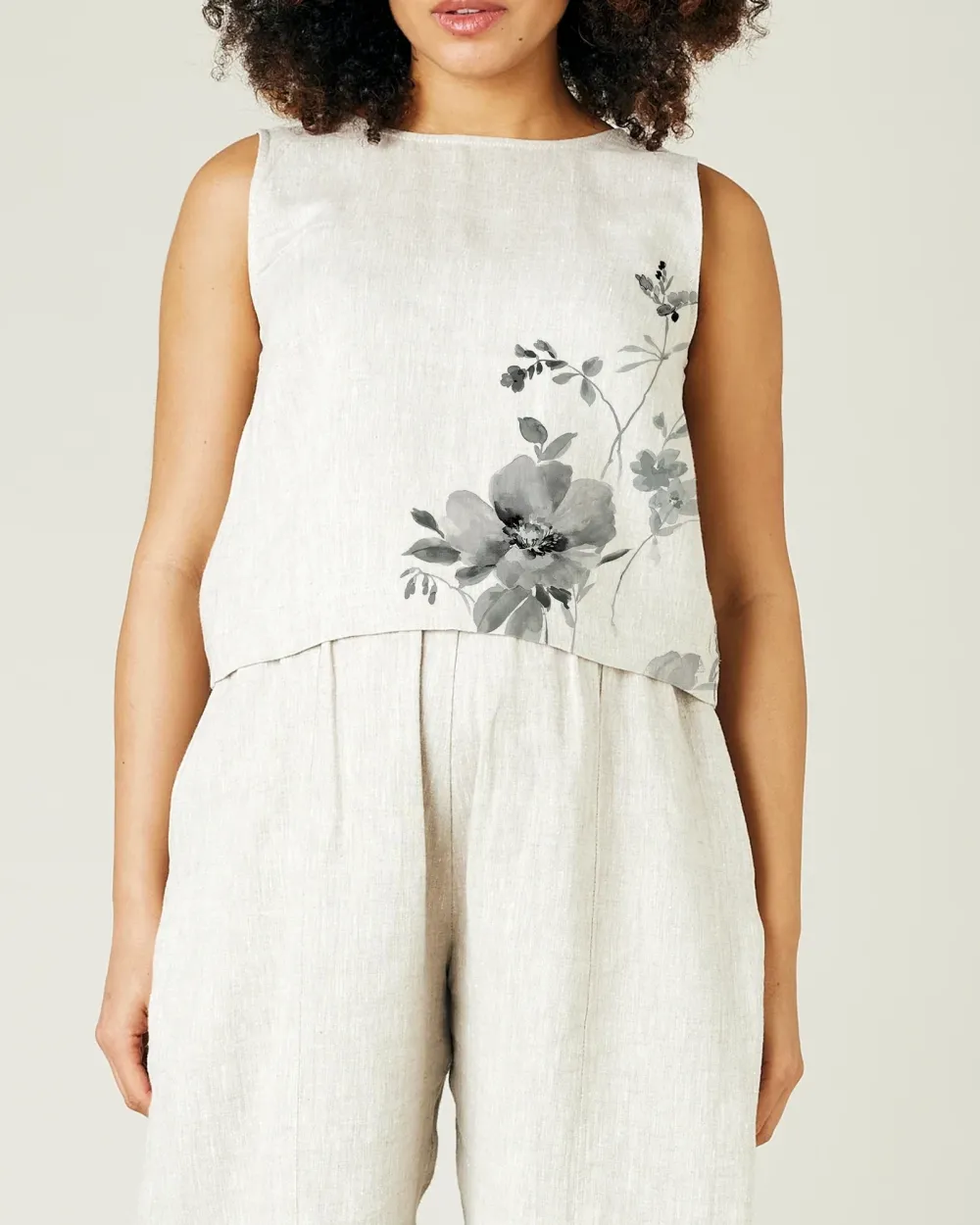 NATURAL LINEN TOP