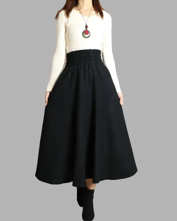 Soft Pocketed Wool Flared Maxi Skirt