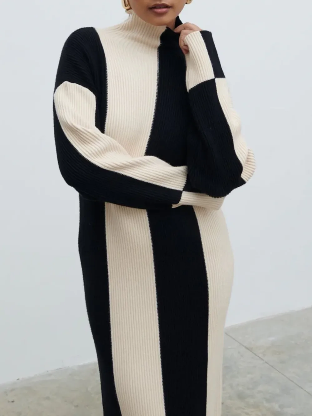 High Funnel Neck Knit Dress