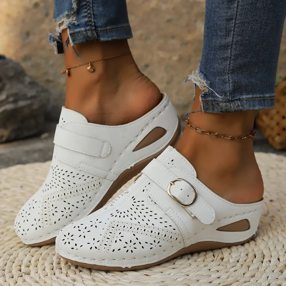 Wedge Round Toe Sandals