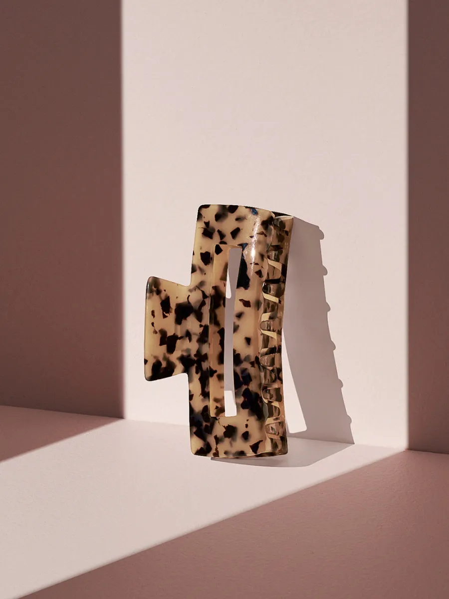 Tortoiseshell Geometric Hair Claw
