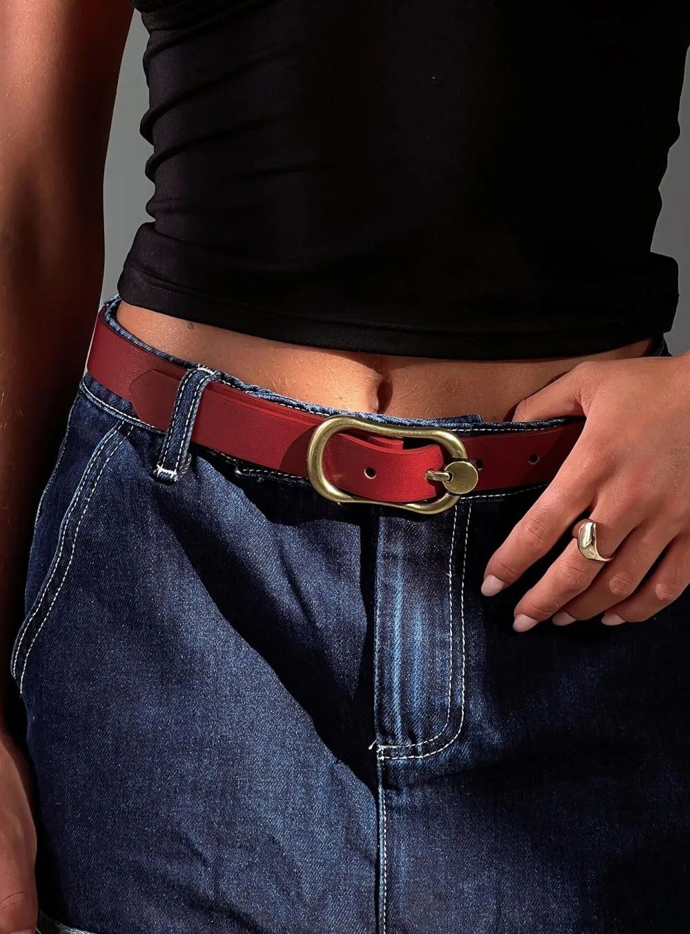 Chic Burgundy Gold Waist Belt