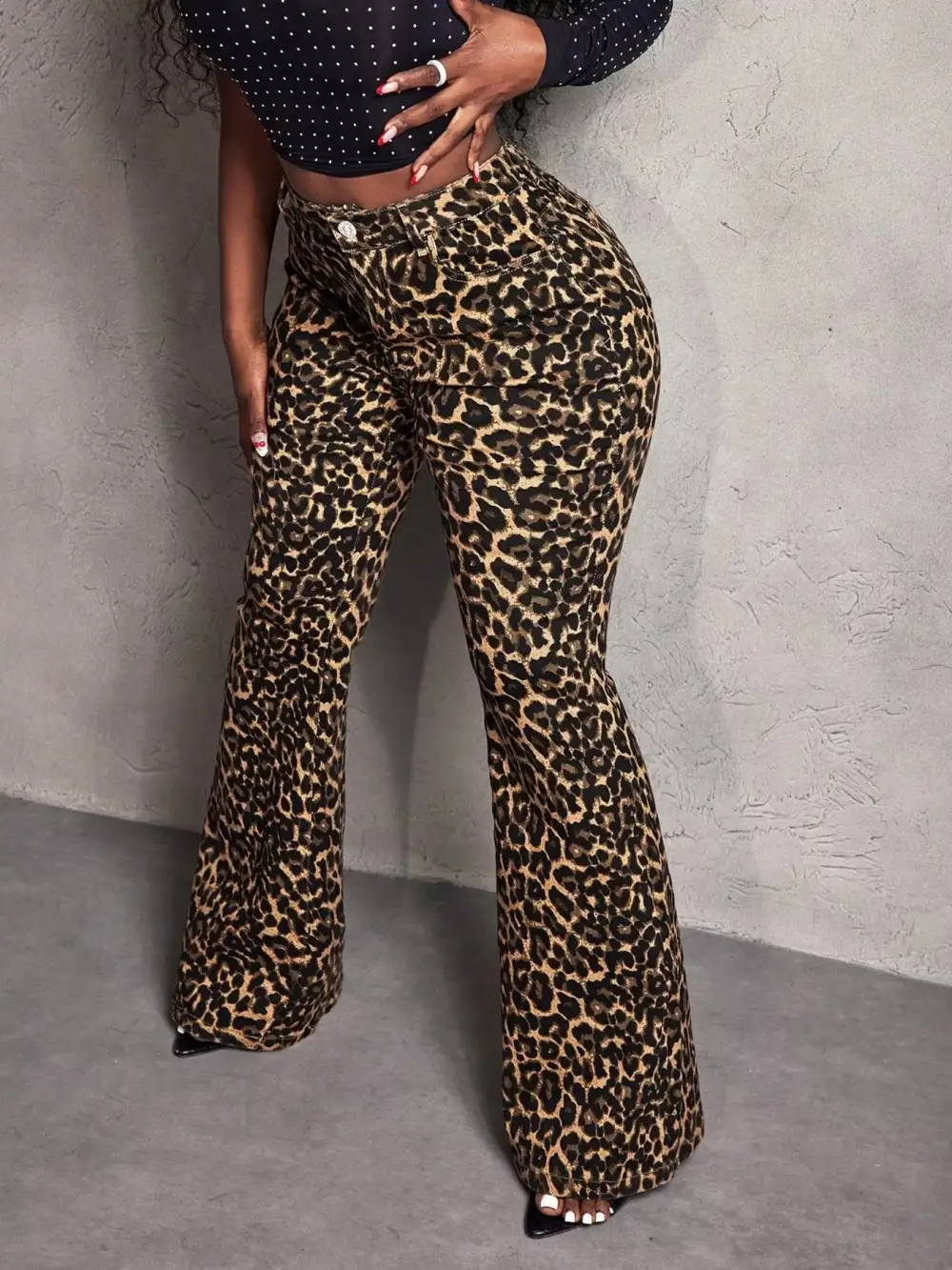 Relaxed Leopard Wide Leg Pants