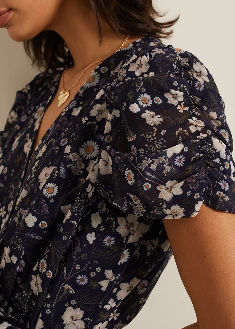 Fashionable Floral Short-Sleeved Bodysuit For Women