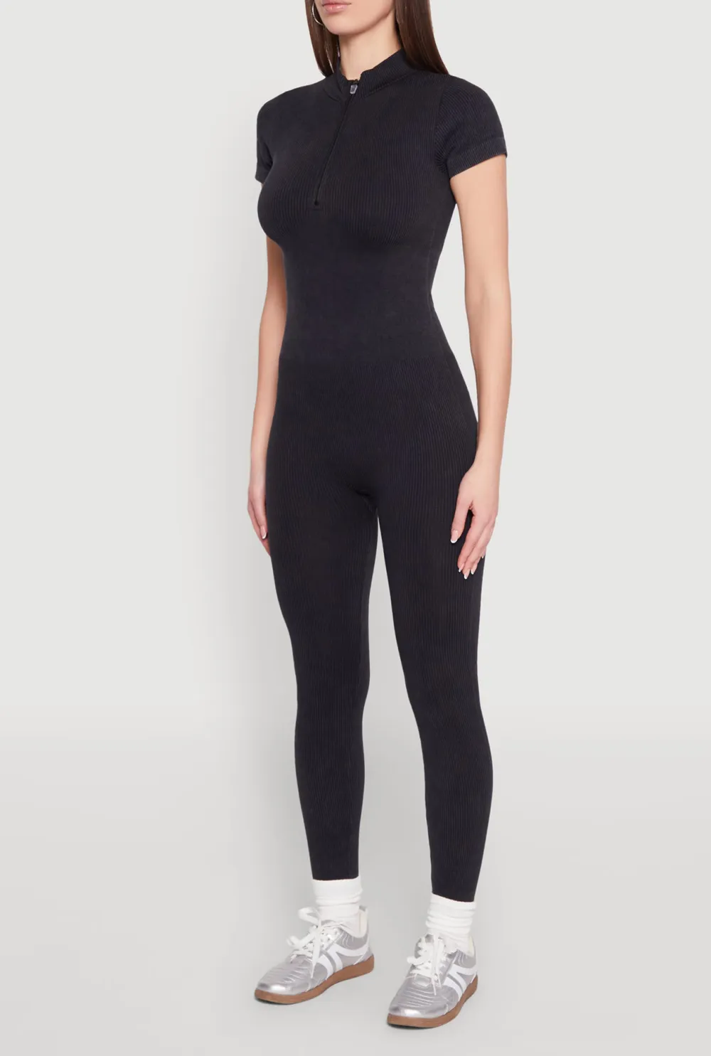 Small Stand Collar Short Sleeved Jumpsuit