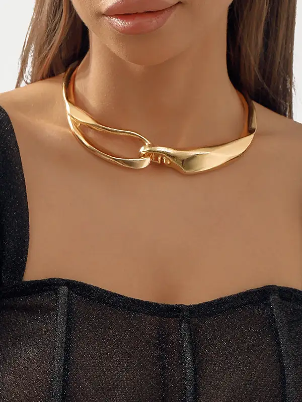 Geometric Cutout Alloy Necklace