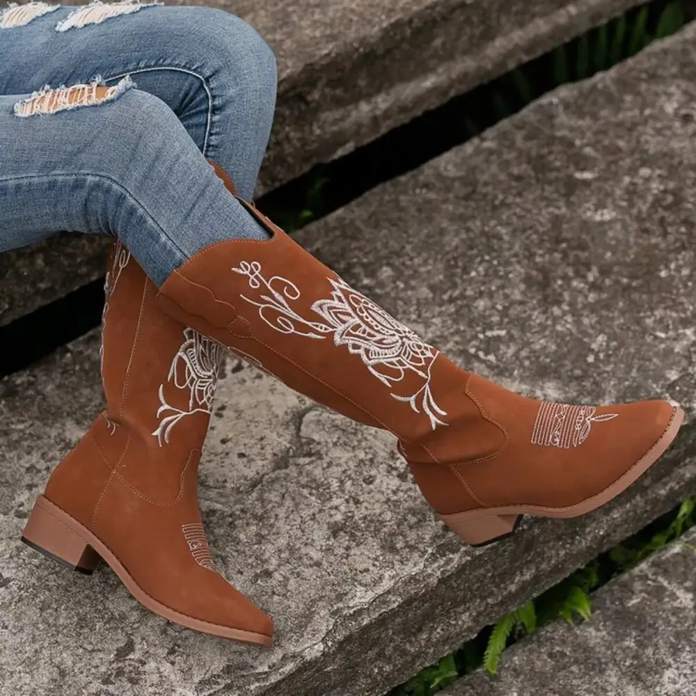 Embroidered Block Heels Boots