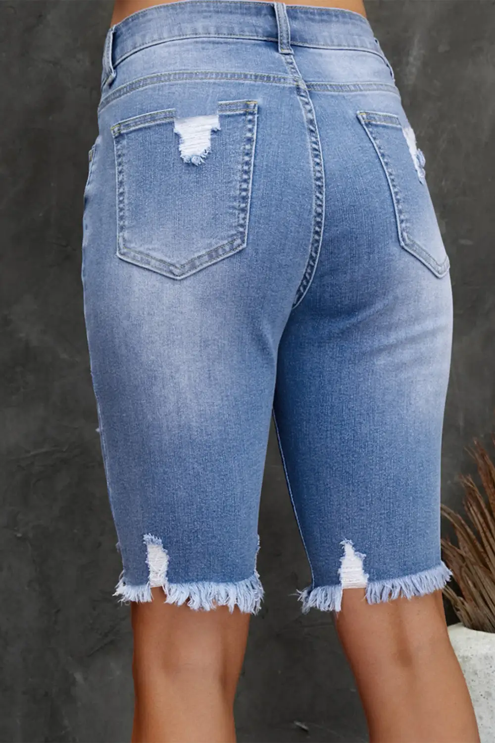 Frayed Hem Relaxed Bermuda Shorts