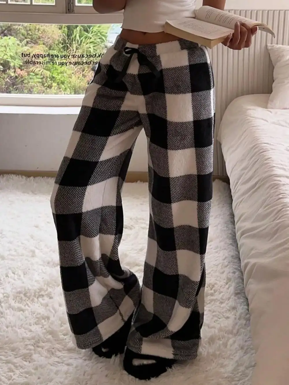 Relaxed Drawstring Wide Leg Pants