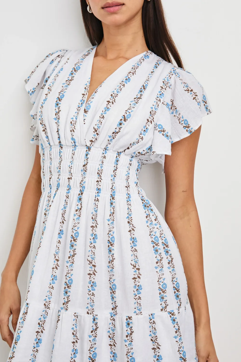 Floral Leaf-Shaped Sleeve Fitted Waist Dress