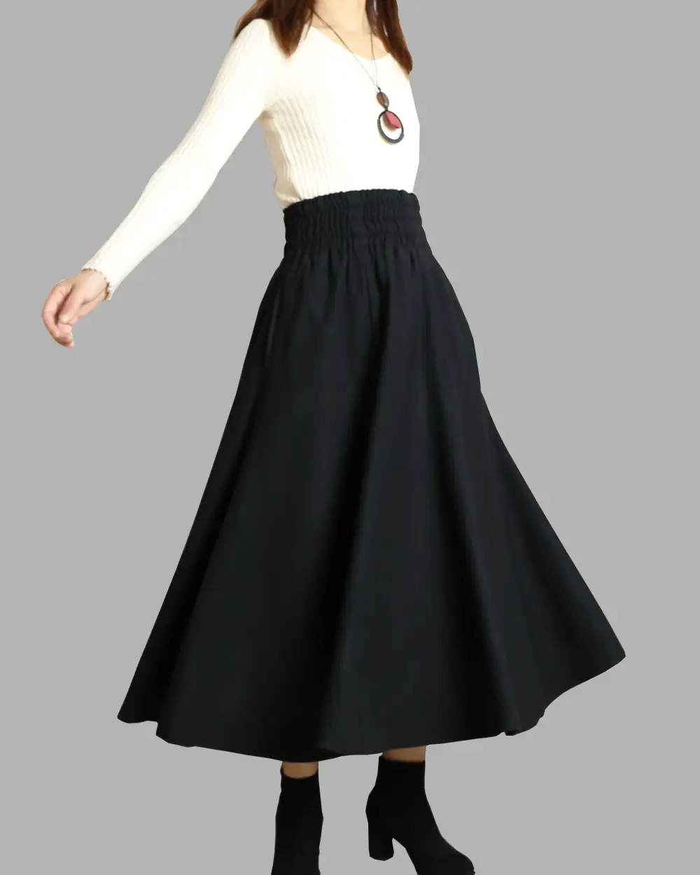 Soft Pocketed Wool Flared Maxi Skirt