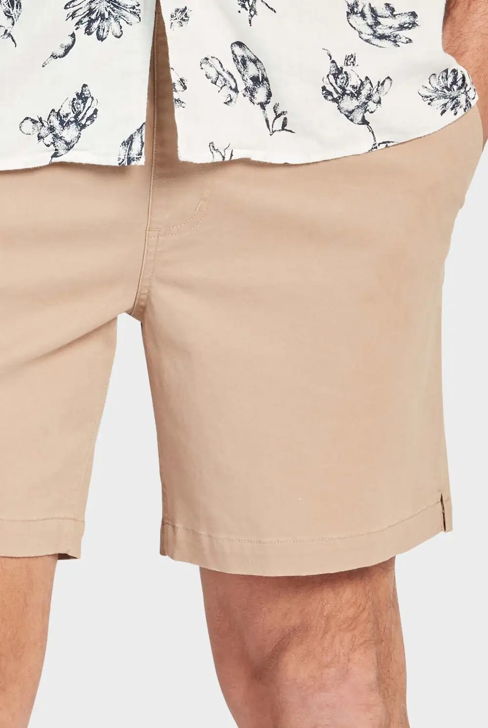Volley Short-Sandstone