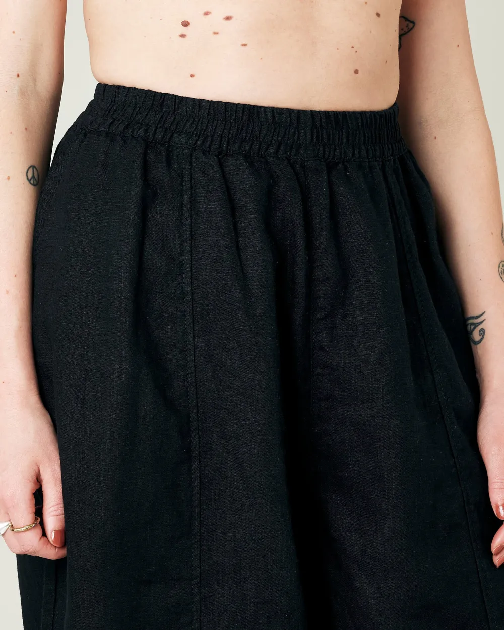BLACK LINEN TROUSERS