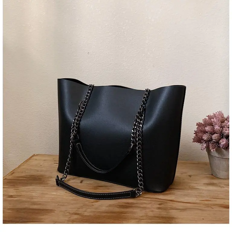 Structured Roomy Chain Strap Tote Bag