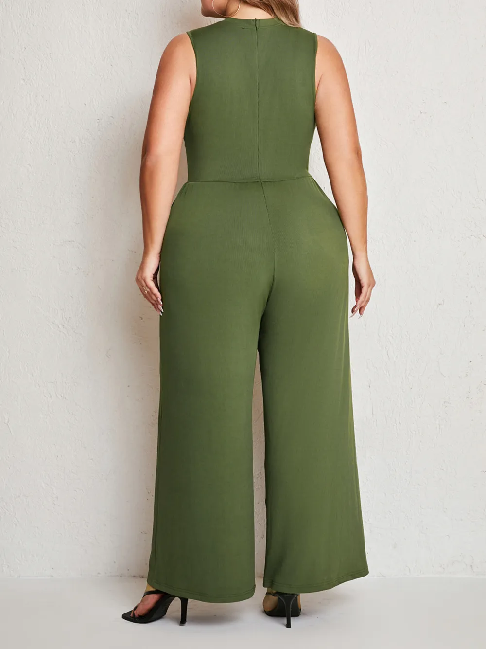 Ladies New Solid Color Sleeveless Straight Pants Suit