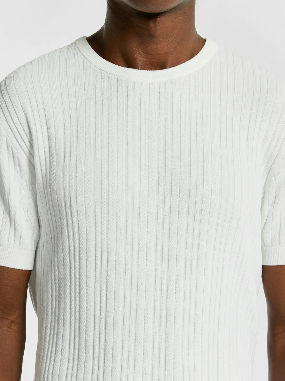 Light Weight Ribbed Knit Short Sleeve T-Shirt