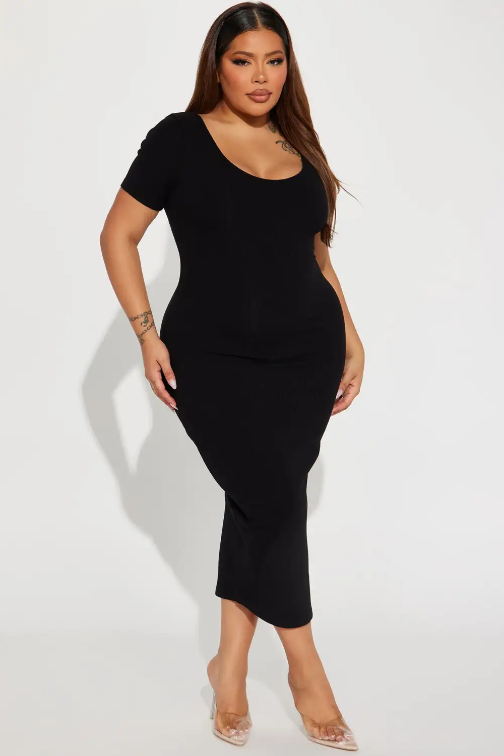 Veronica Snatched Midi Dress - Black
