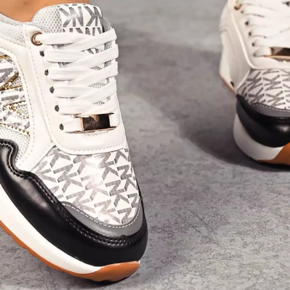 Modern Lace-Up Round Toe Sneakers
