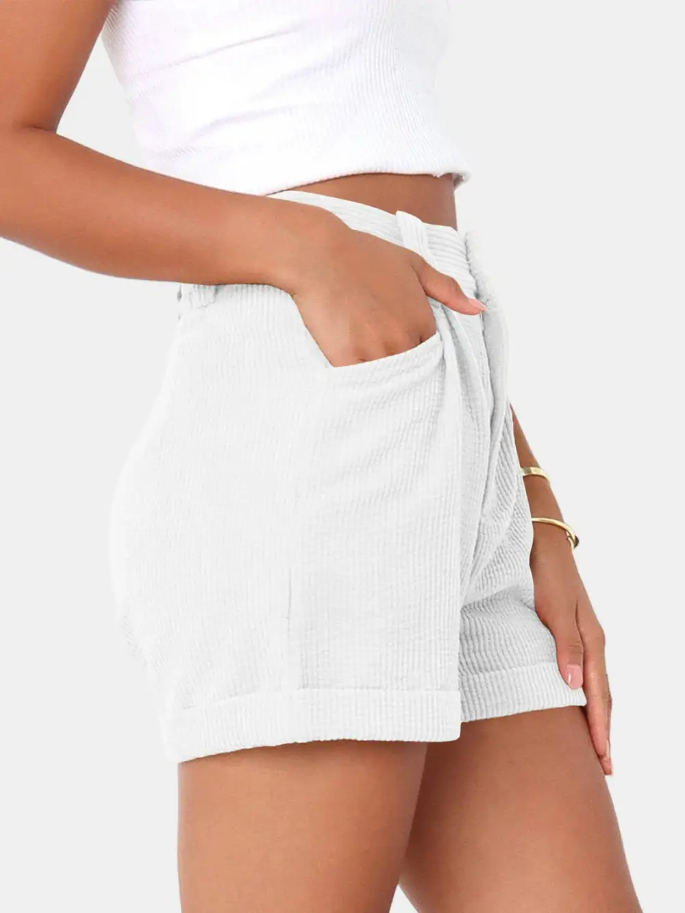 Travel Simple Pocket Detail Shorts