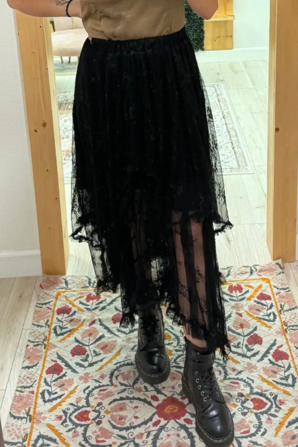 Lace Elastic Skirt