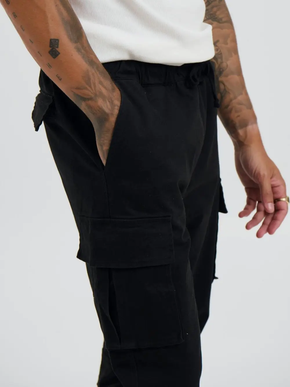 Simple And soft Daily Slim Black Pant