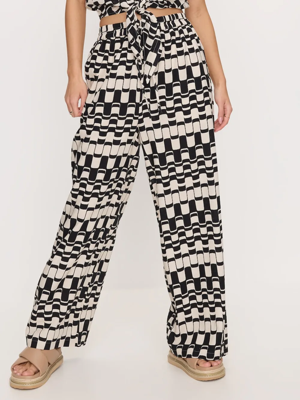 Art Graphic Resort Trousers