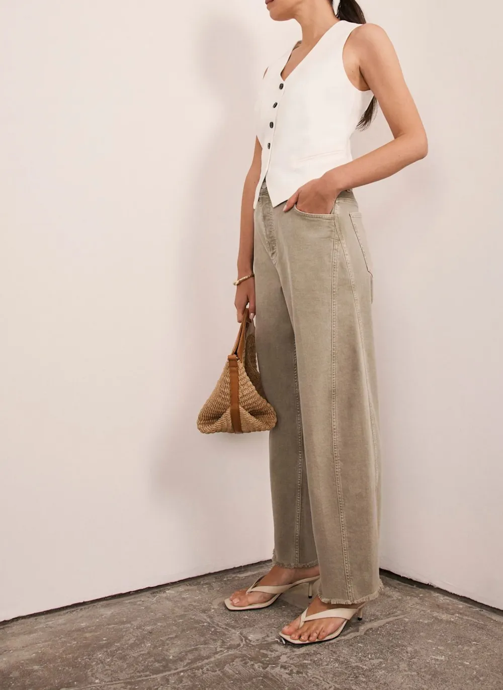 Casual Style Wide-Leg Jeans