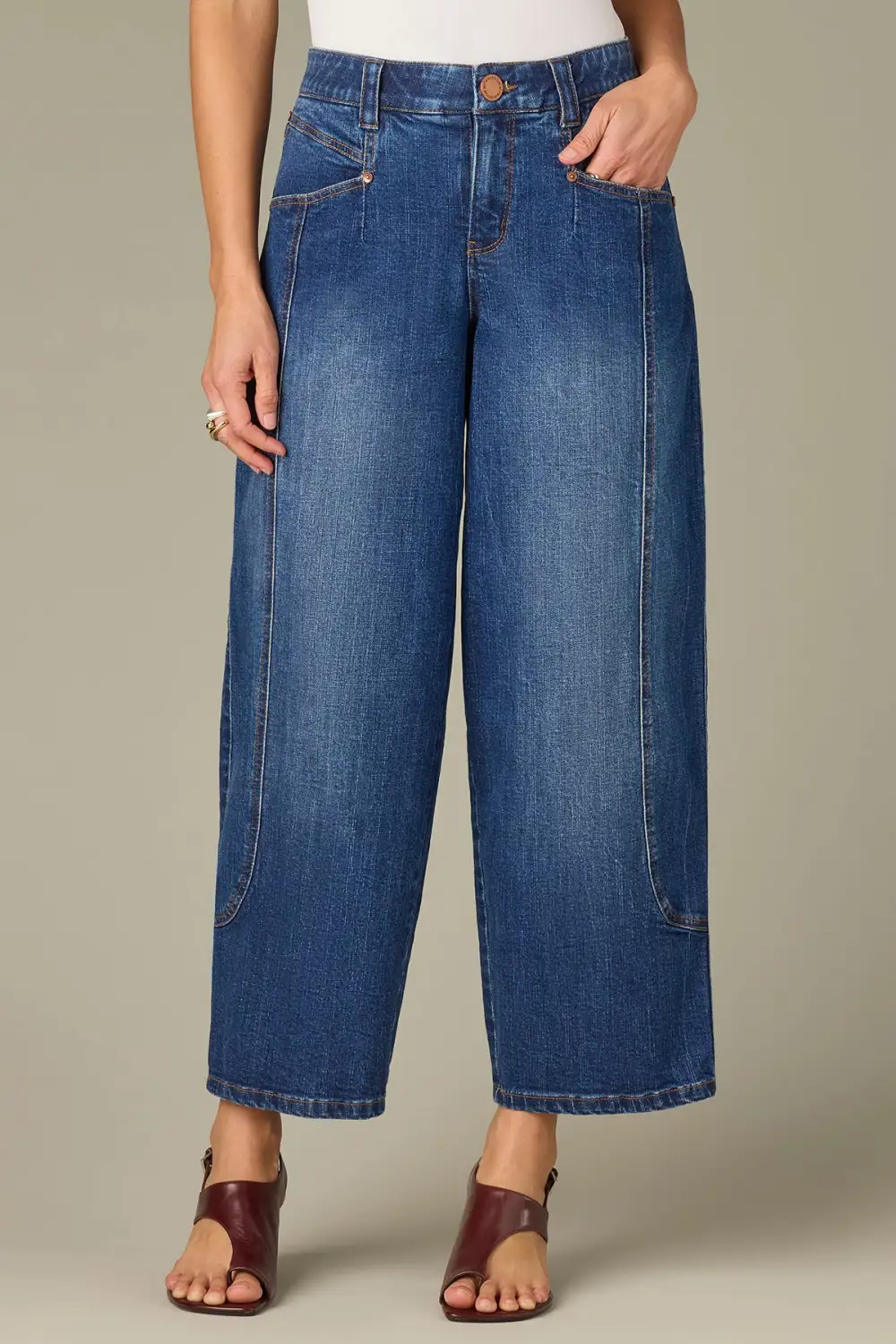 High Rise Petite Barely Barrel Jeans V-yoke Front