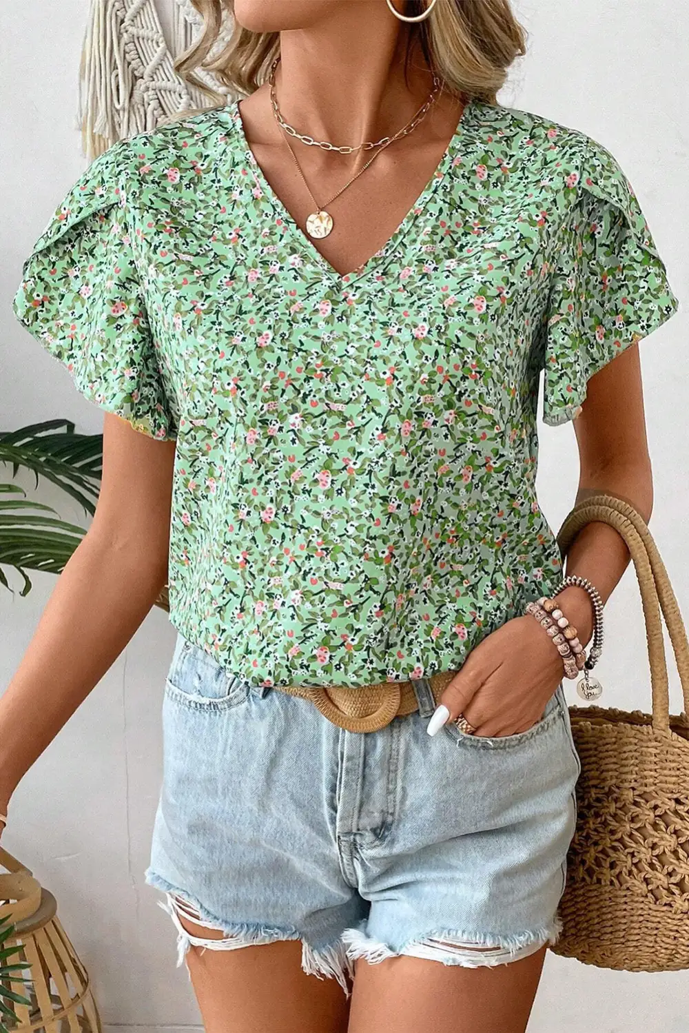 Everyday Floral V-Neck Short Sleeve Blouse