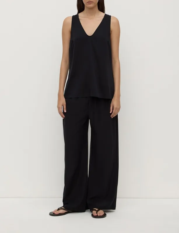 Black Silk Scoop-Neck Tank