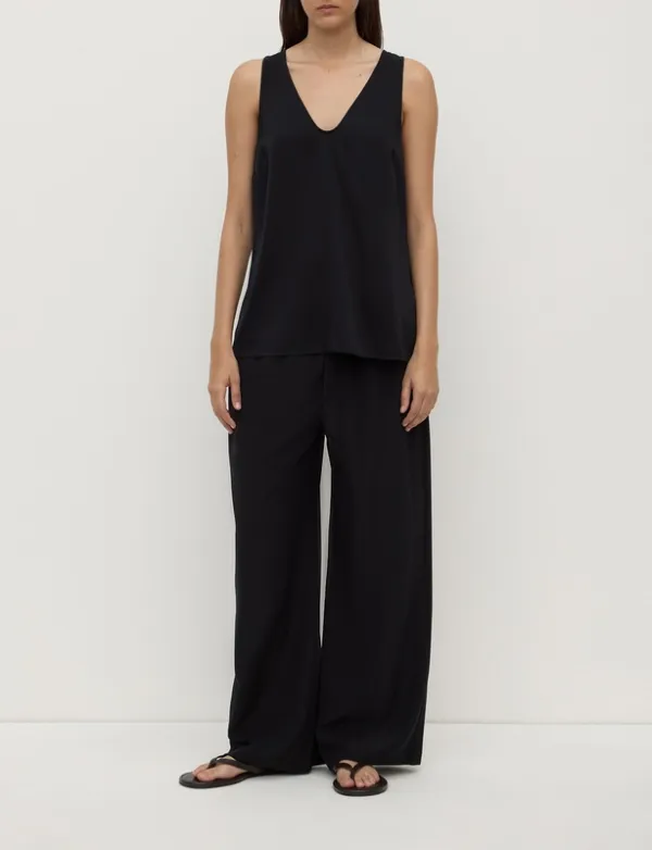 Black Silk Scoop-Neck Tank