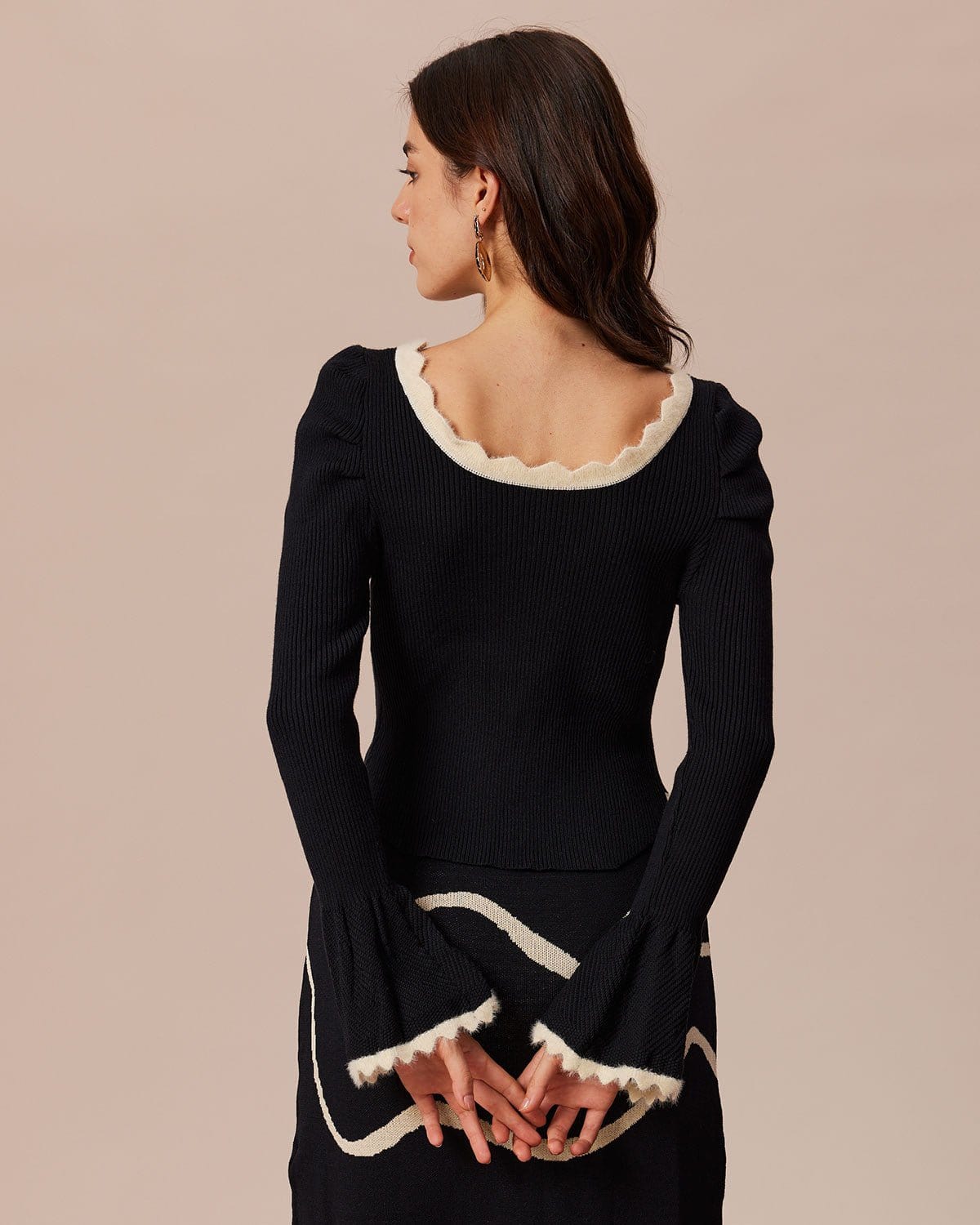 The Black Contrast Trim Gigot Sleeve Knit Top