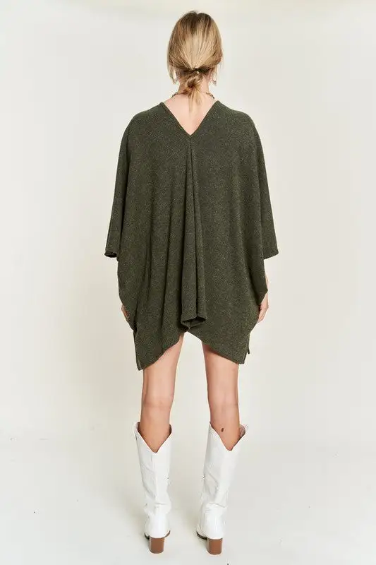 Vivienne V-Neck Poncho Top | URBAN ECHO SHOP