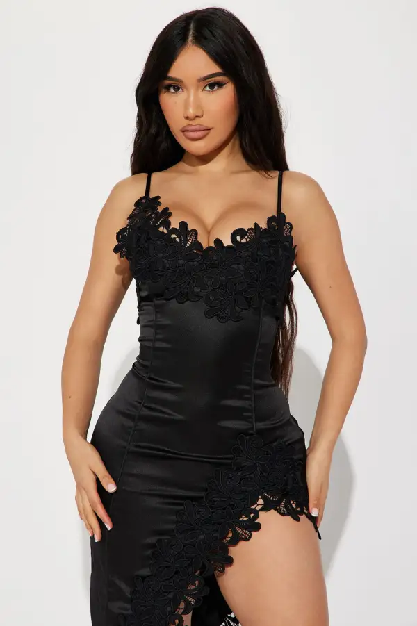 Shania Satin Maxi Dress - Black