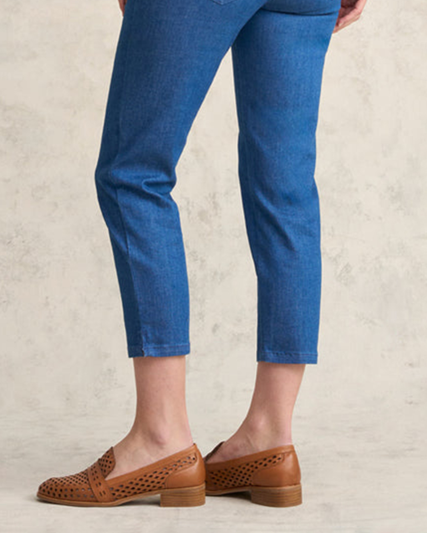 Mid Waist Ankle Length Jeans