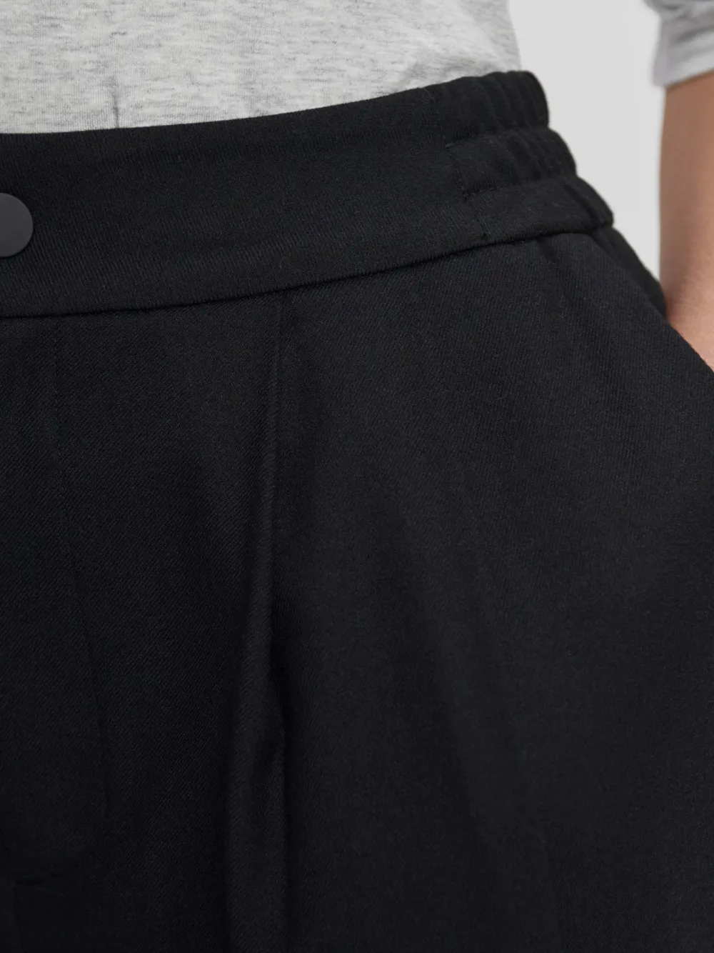 Reg Tapered-Leg Pant 27