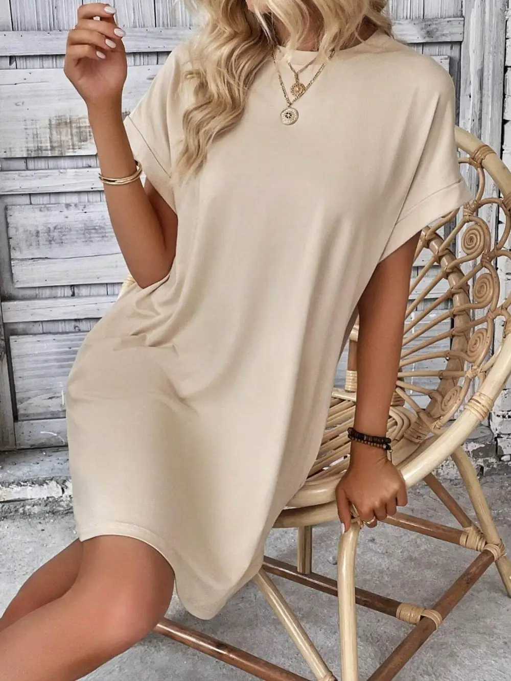 Easy Fit Round Neck Short Sleeve Mini Dress