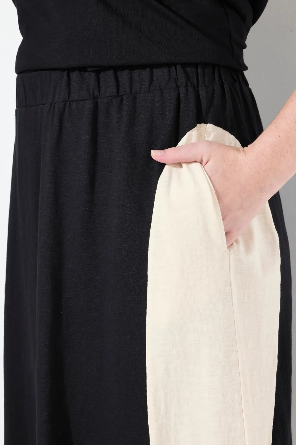 Two-Tone Colorblock Design Skirt