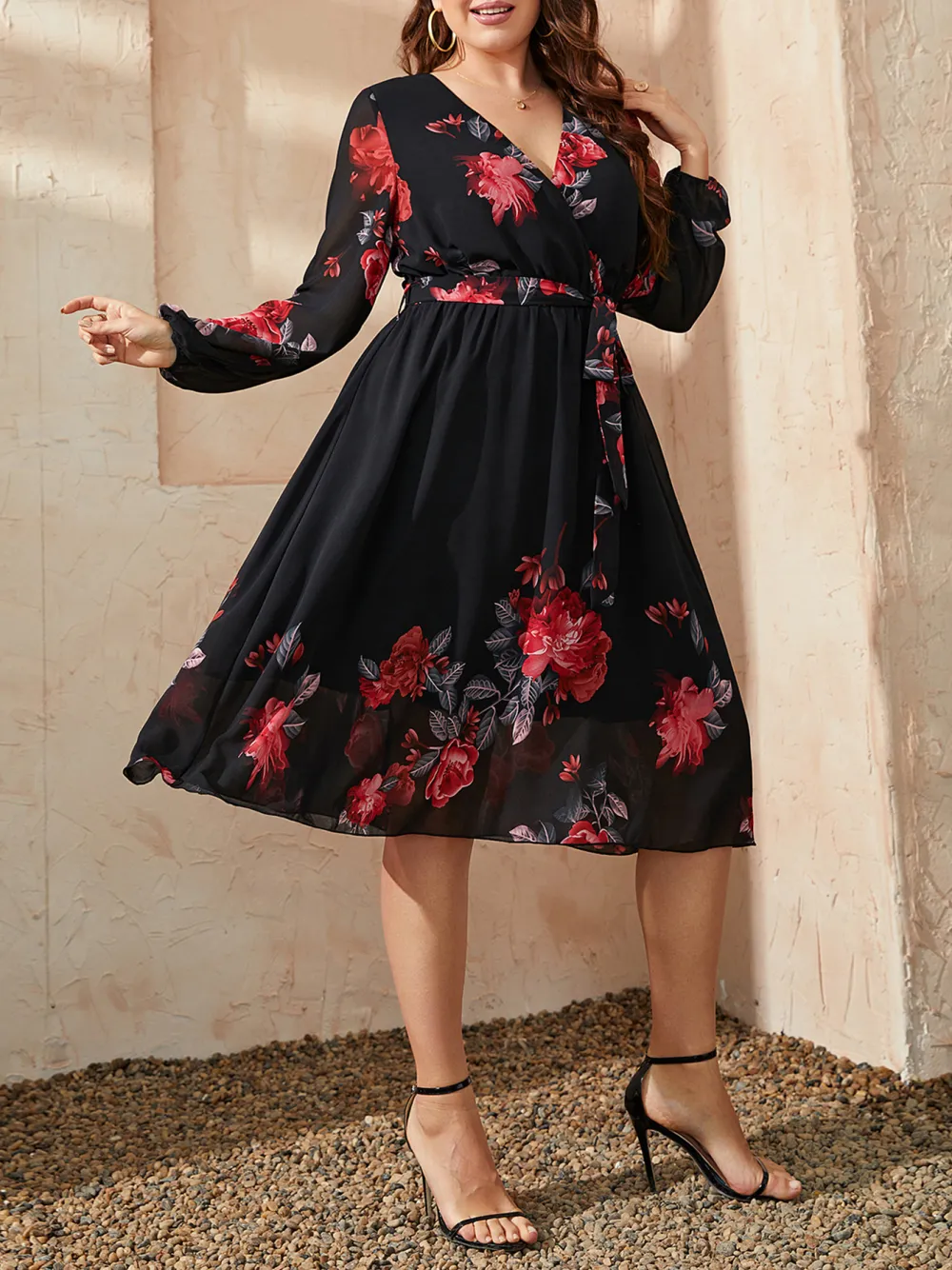 New V Neck Long Sleeved Flora Printed Dress