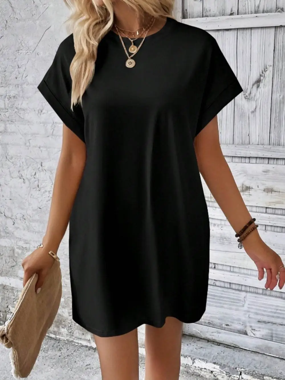 Pocketed Round Neck Short Sleeve Casual Dress