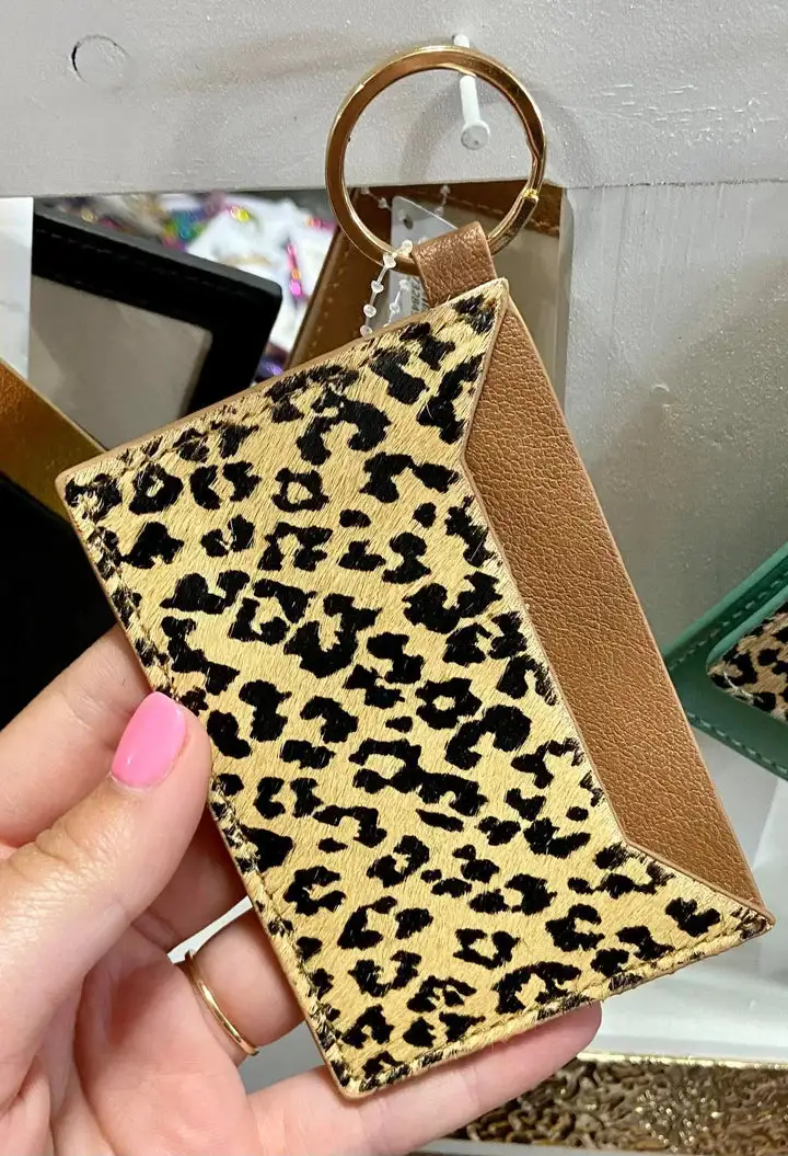 Effortless Laidback Wallet