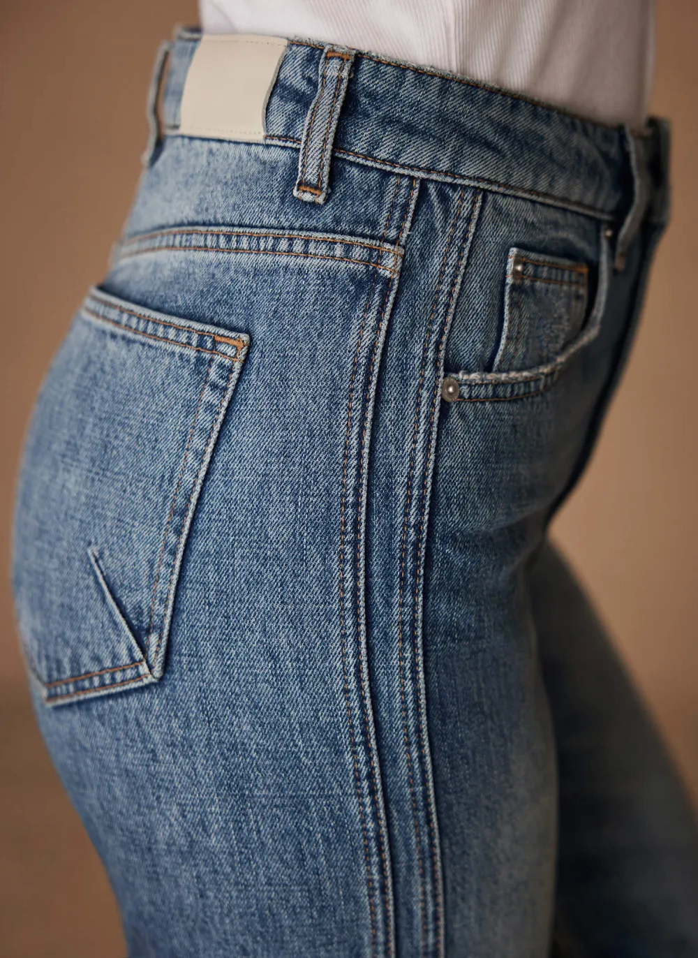 Casual Style Barrel Leg Jeans