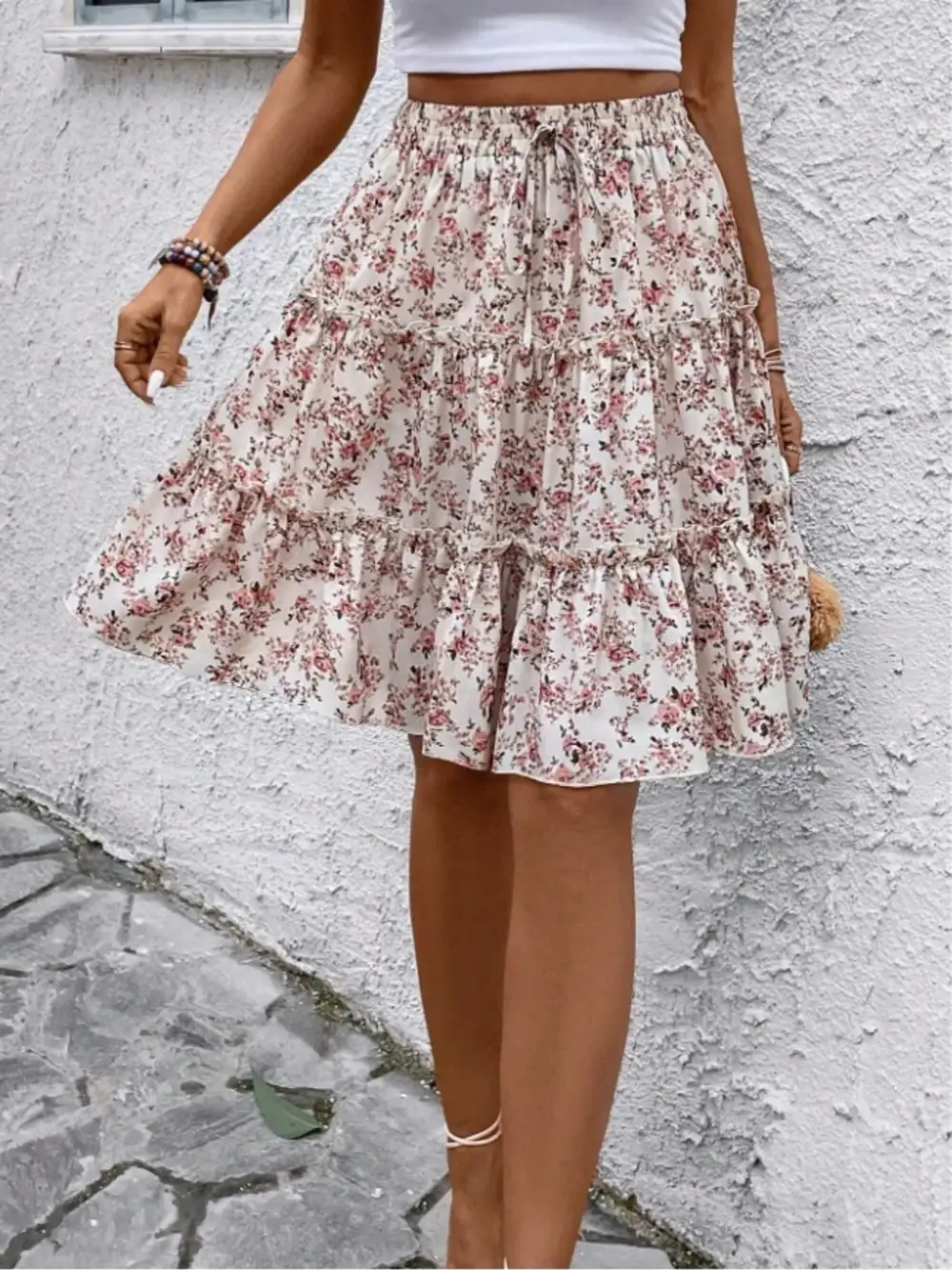Textured Ruffle Trim Printed Silhouette Skirt