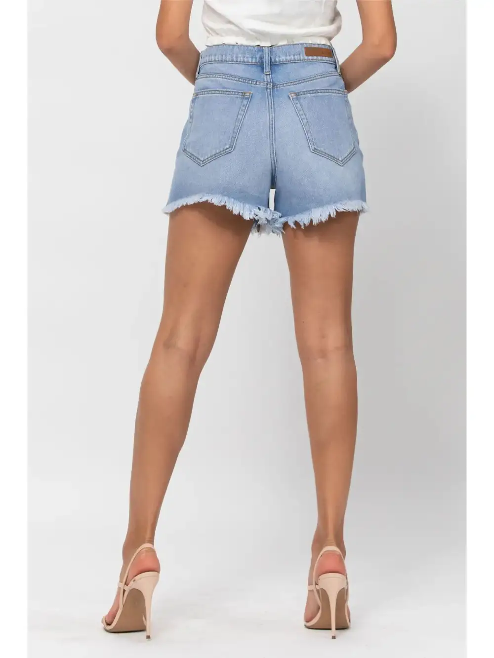 Weekend Roomy Zip Relaxed Casual Shorts
